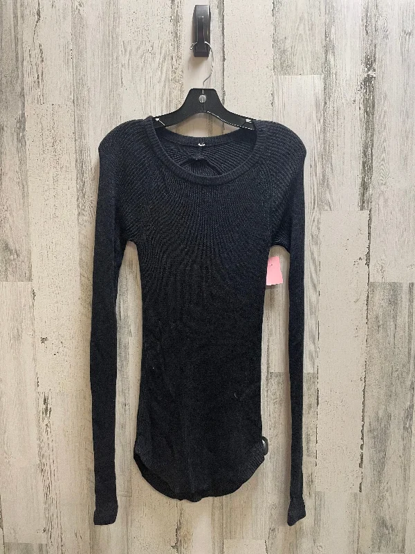 Top Long Sleeve By Lululemon In Black, Size: 6