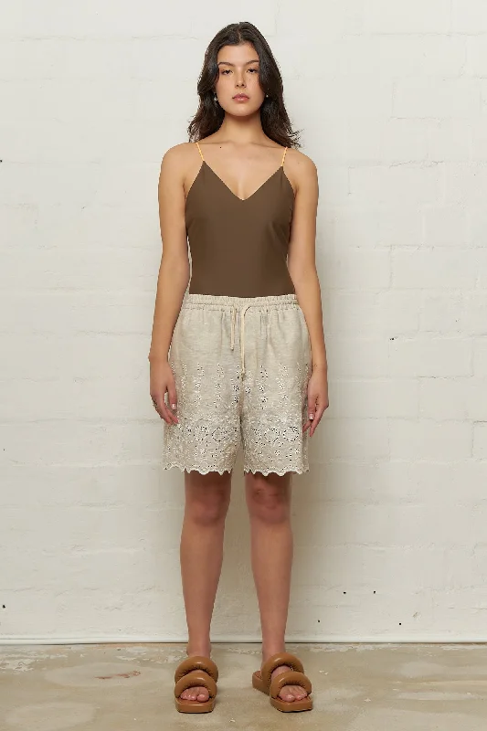 Jaime Embroidered Shorts Linen White